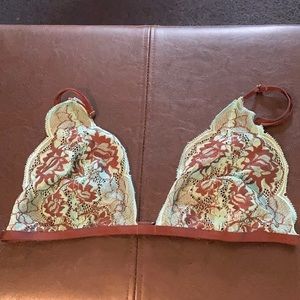 VS Very Sexy wireless bra